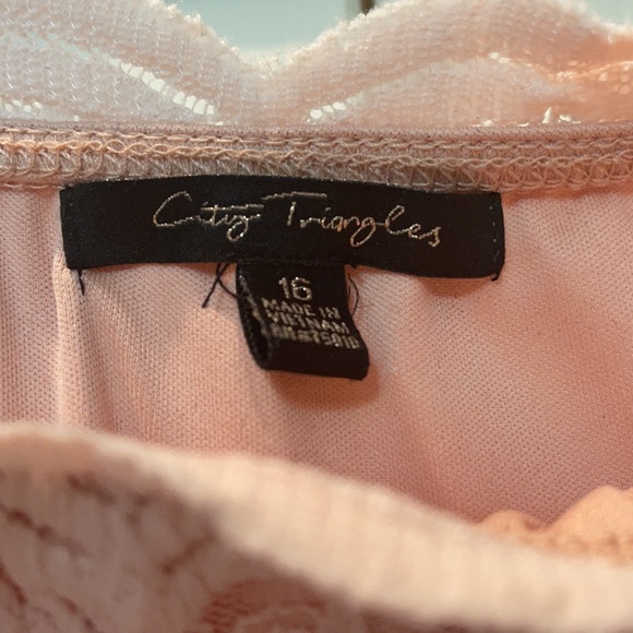 Blush Pink Lace Dress - Picture 2 of 2